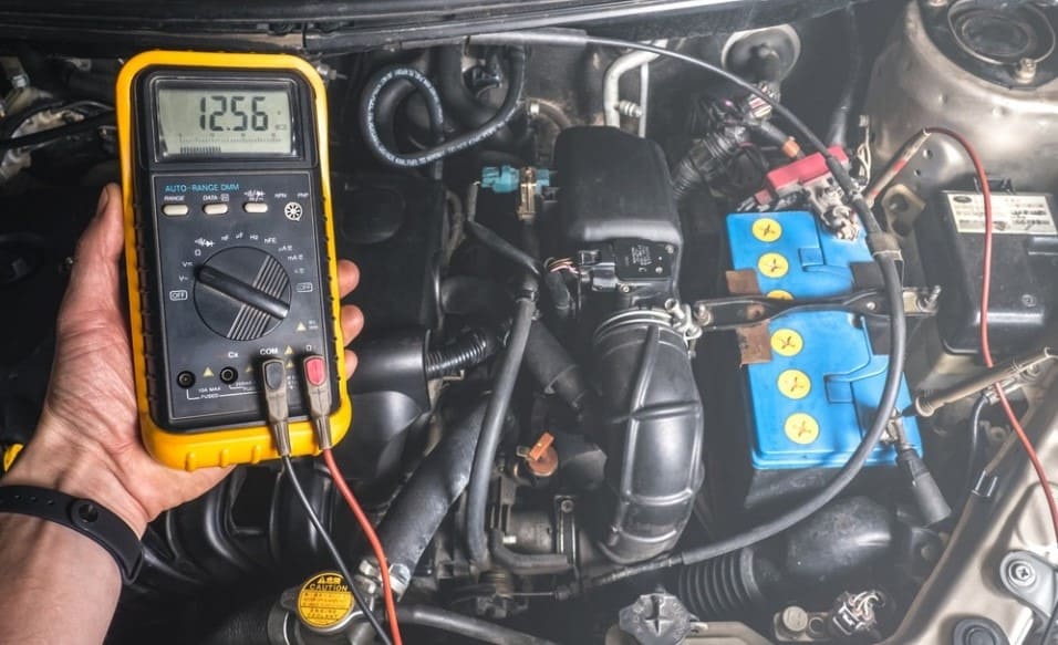 Đồng hồ kiểm tra pin ắc quy cho xe ô tô